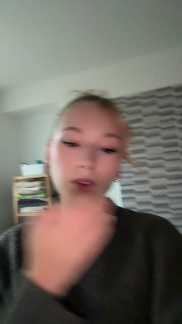 @🫶🏼