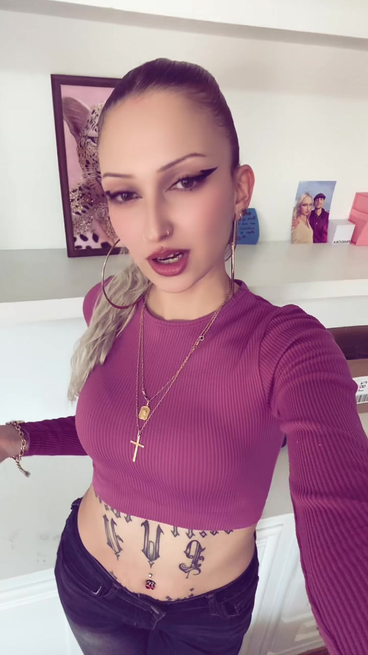 @Saray🍒💋