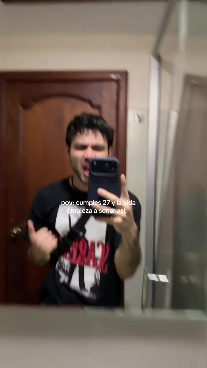 @christopher ✰