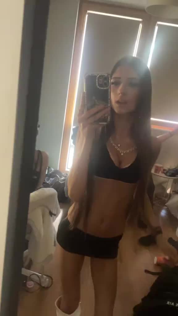 @user77794495619