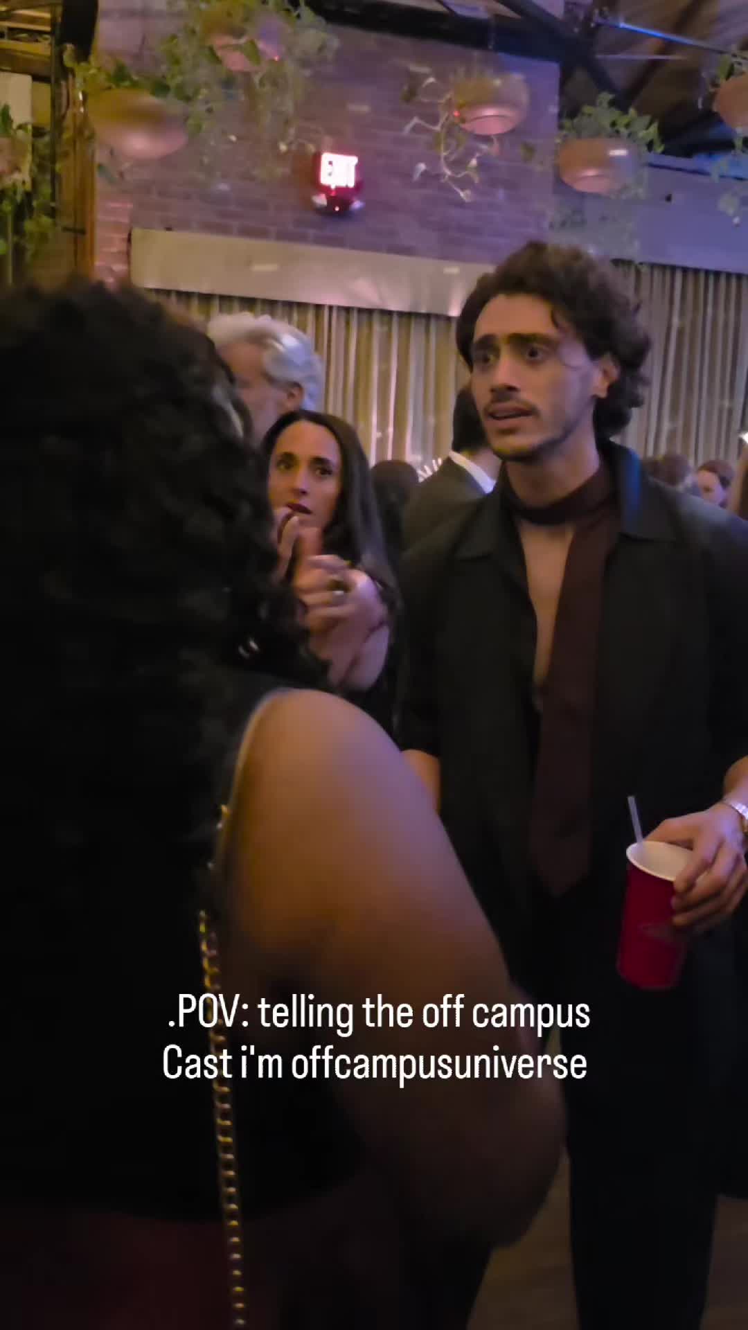 @offcampusuniversee