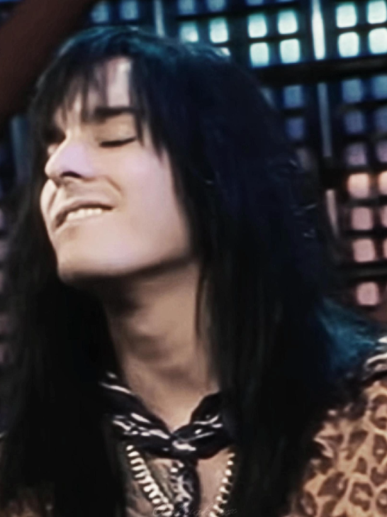 @𝓛𝓮𝓲𝓰𝓱🎸