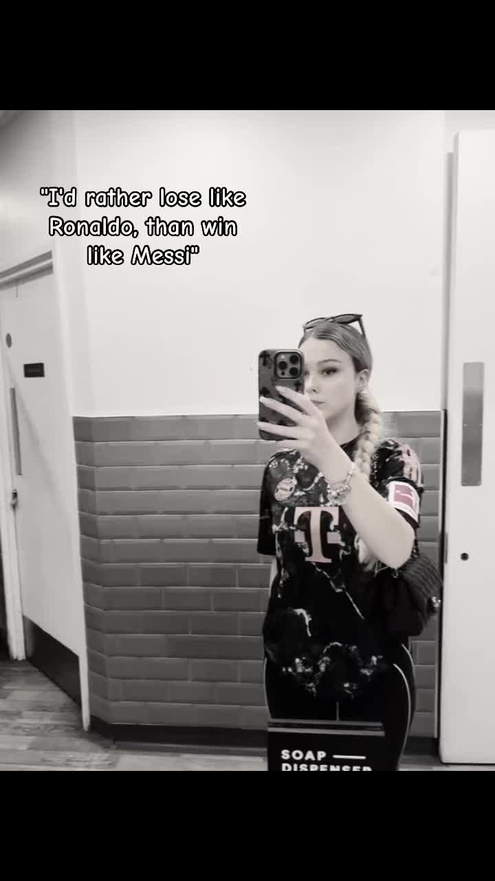 @𝓚𝓪𝔂