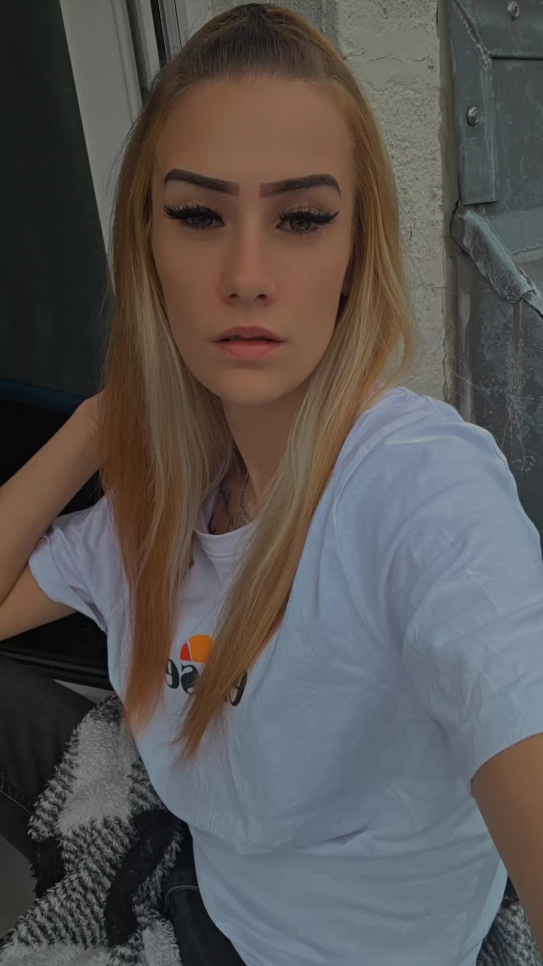 @Kiimii_x3
