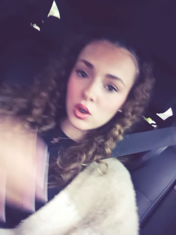 @𝐆𝐈𝐀𝐃𝐈𝐍𝐀 🪽