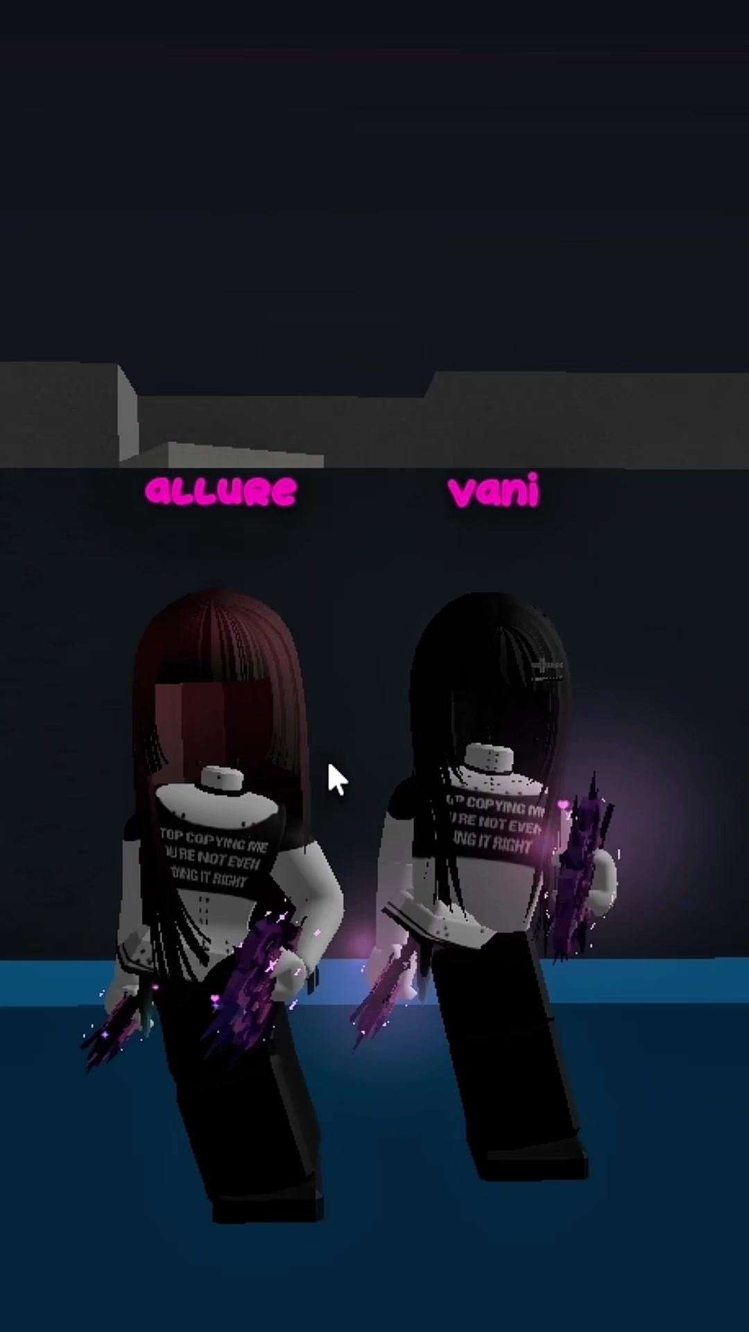 @⃟