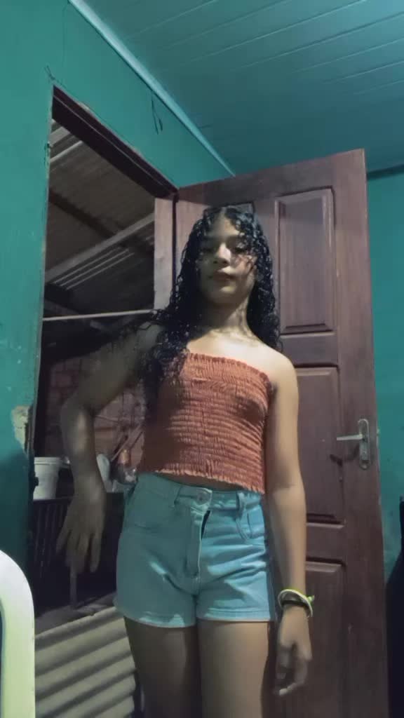 @Ana clara