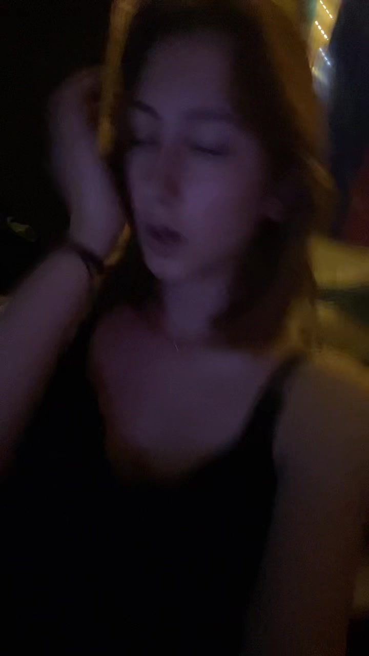 @Moon🌙