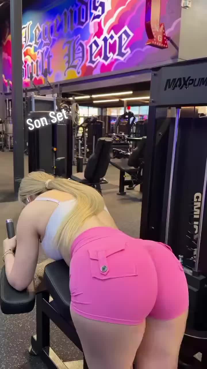 @meloş