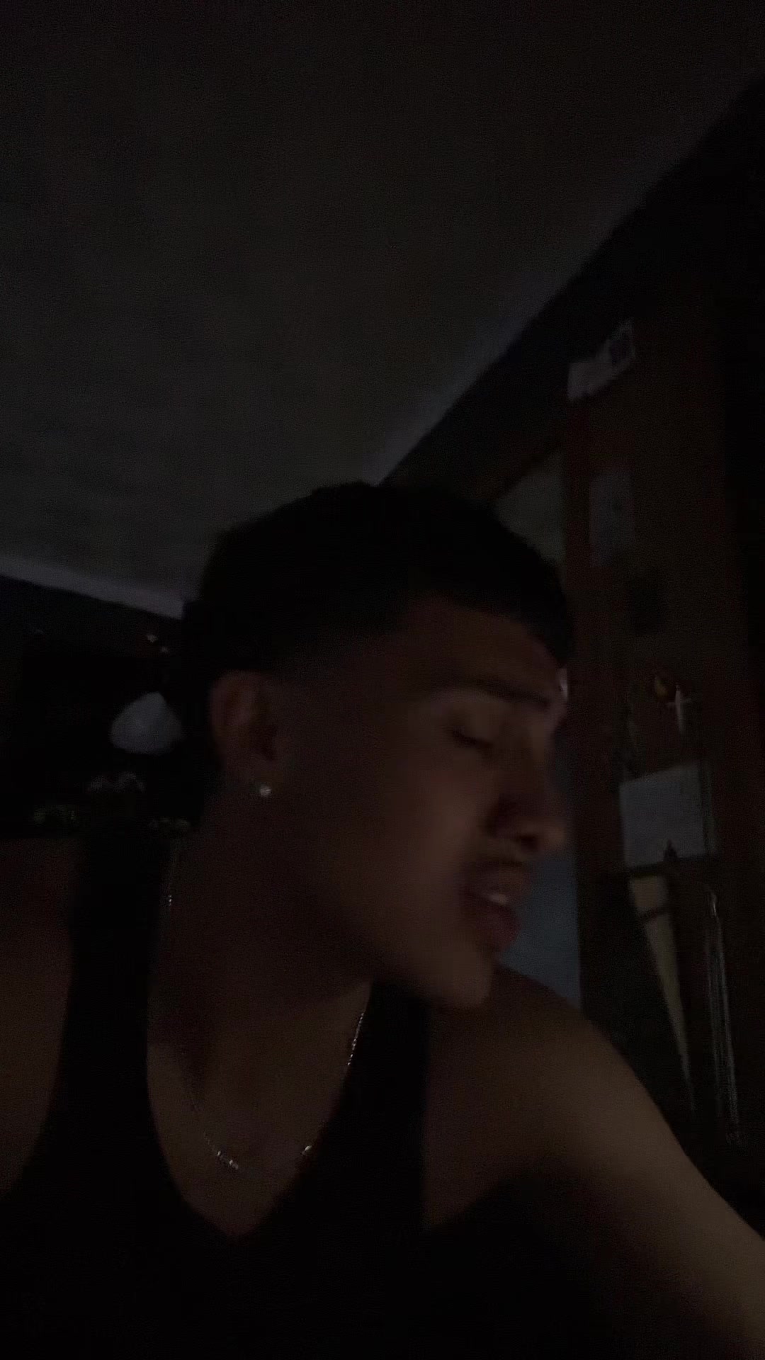 @Adriel