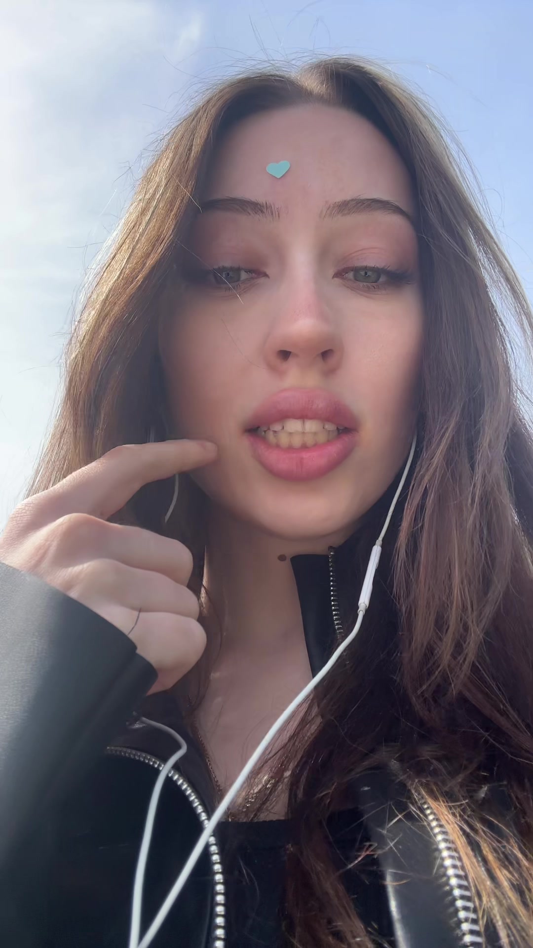 @hellcazlookneon