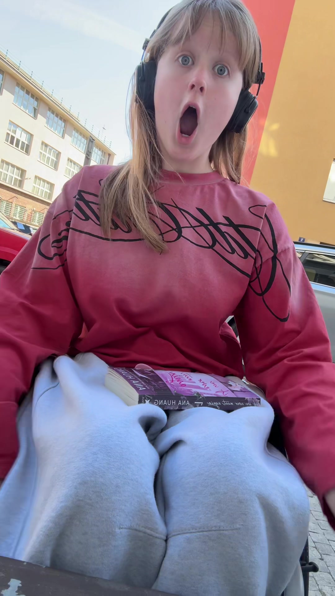@️