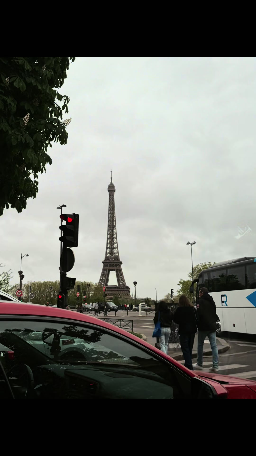@Laa Pluss Bellee