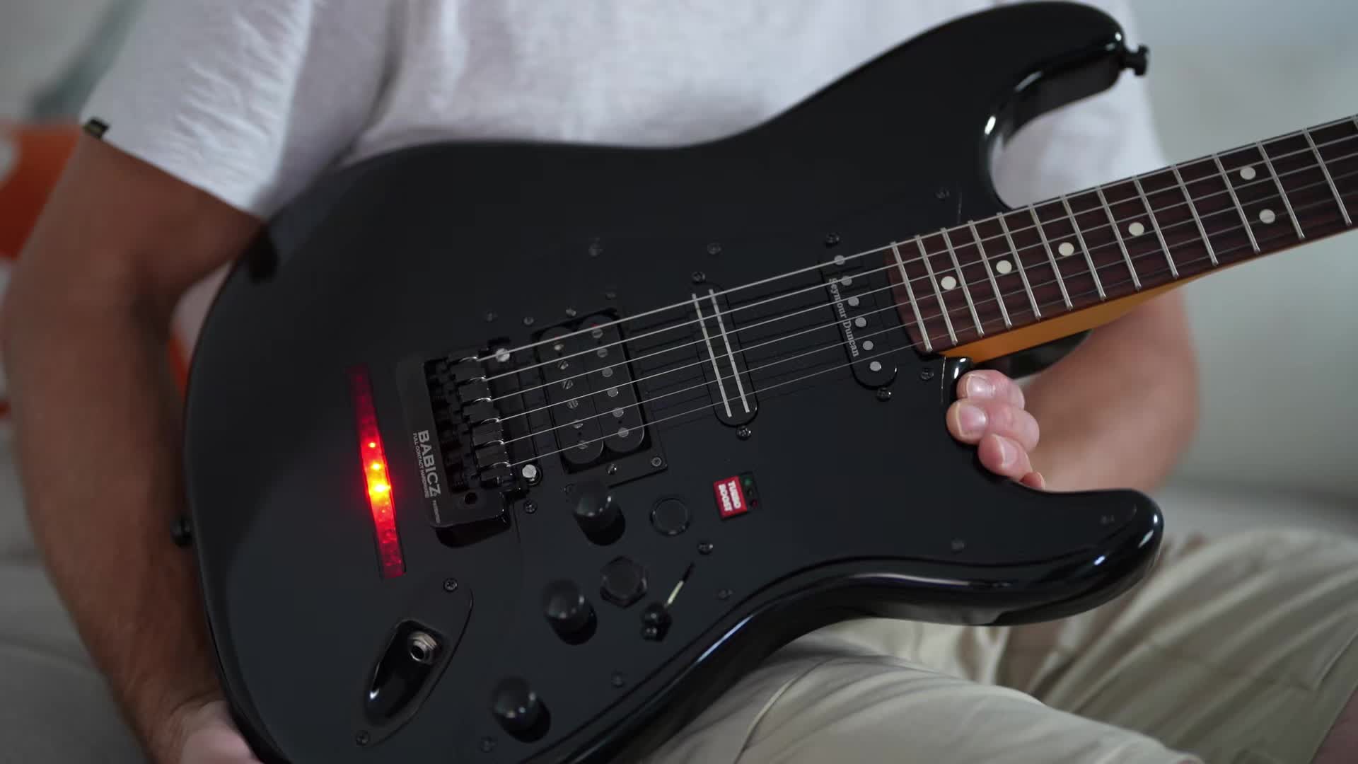 @Knight Rider Guitar Dude