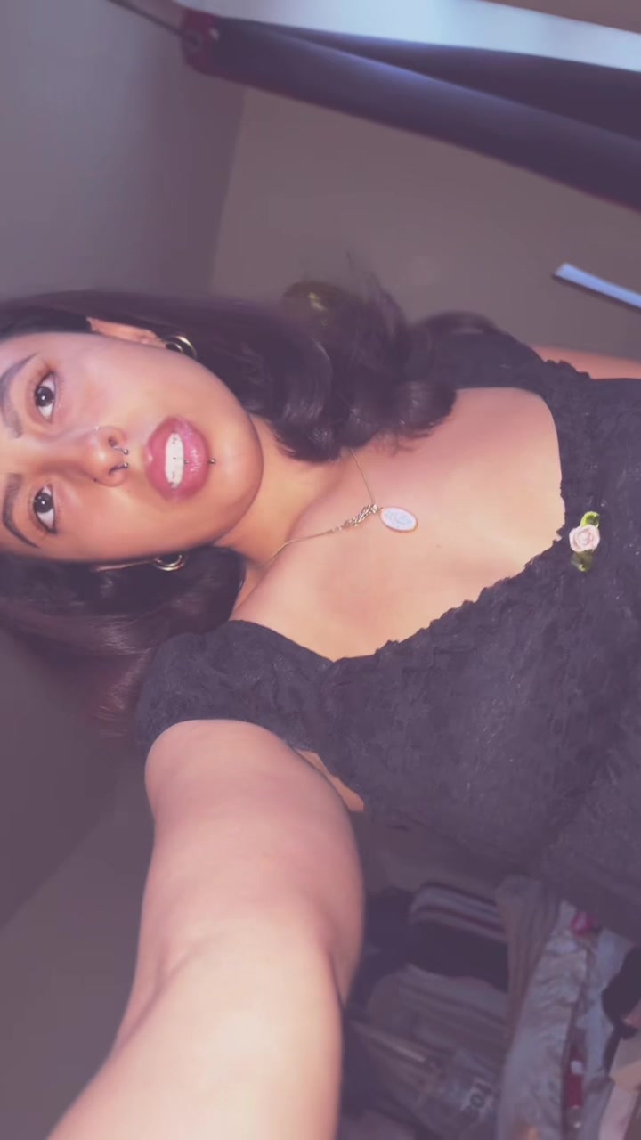 @ValerieA