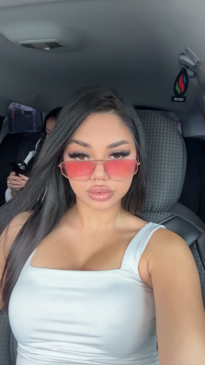 @vvannessaa_maria05