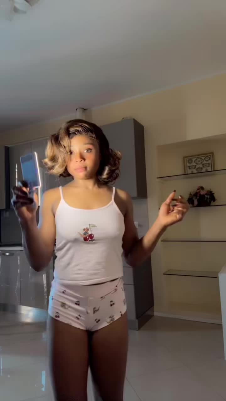 @gurllikeC🍭A🍭N🍭D🍭Y🦋💅💄