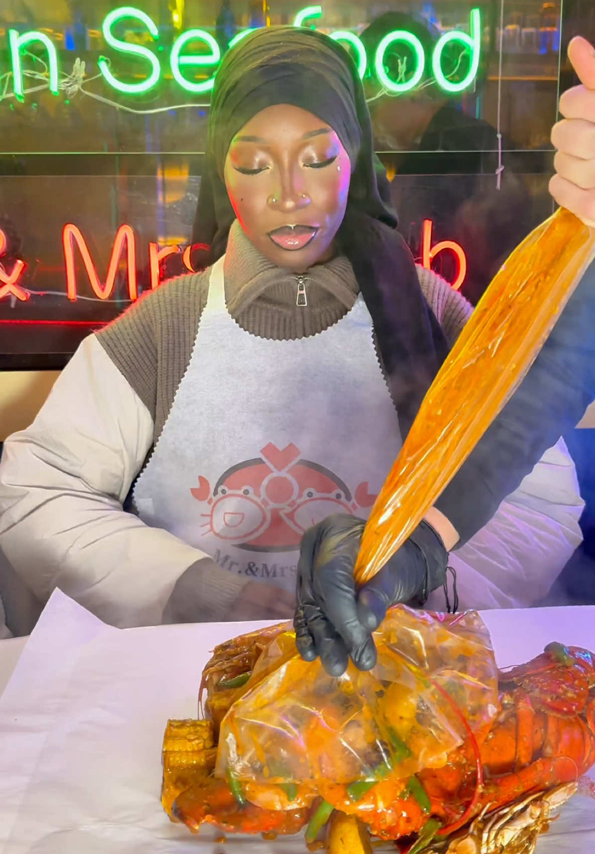 @Mr&Mrs Crab