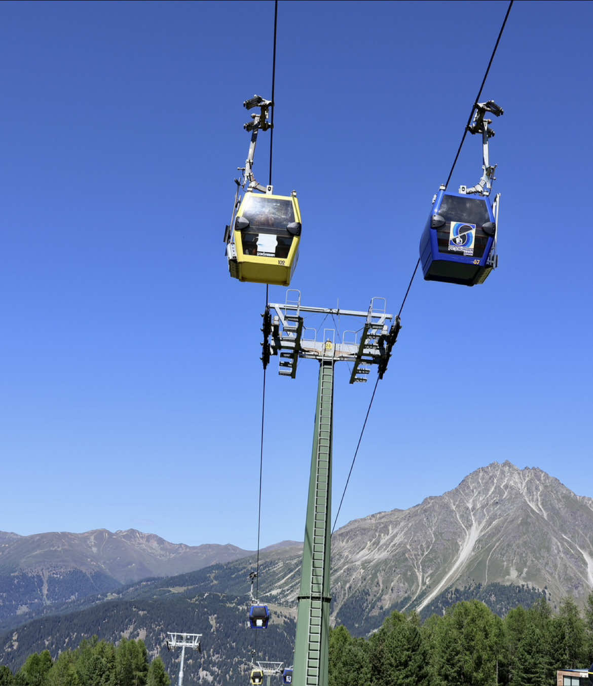 @Seilbahnen_Ropeways