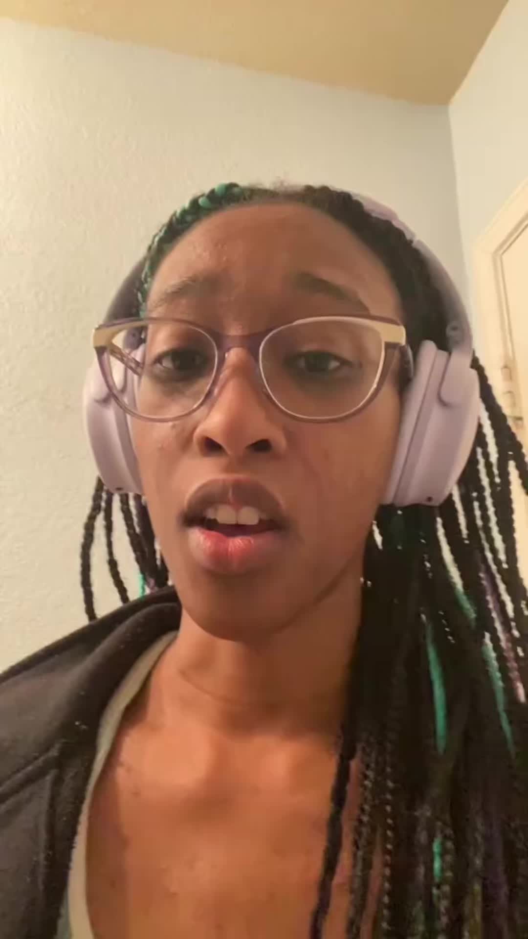 @Shayla