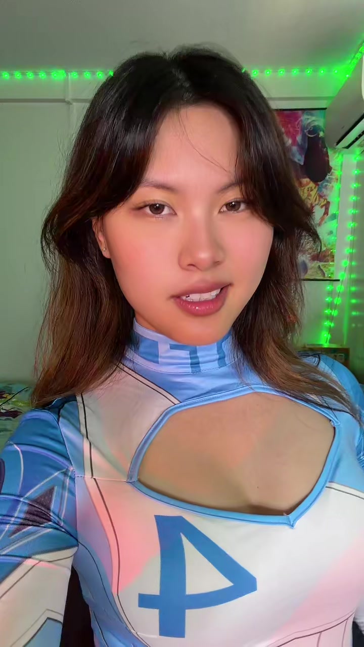 @twitch.tv/nekoxsama