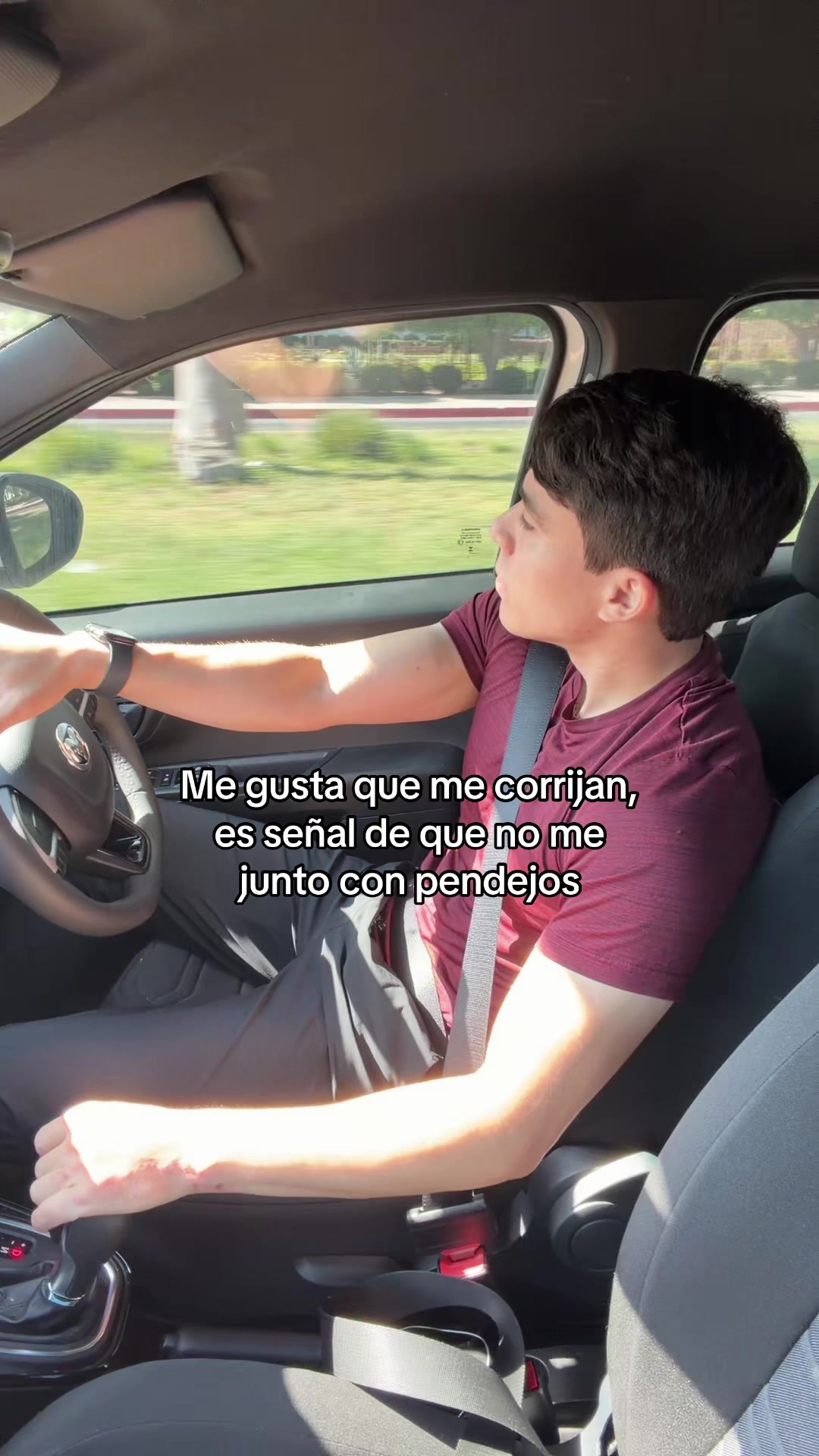@Maximiliano Ay&oacute;n