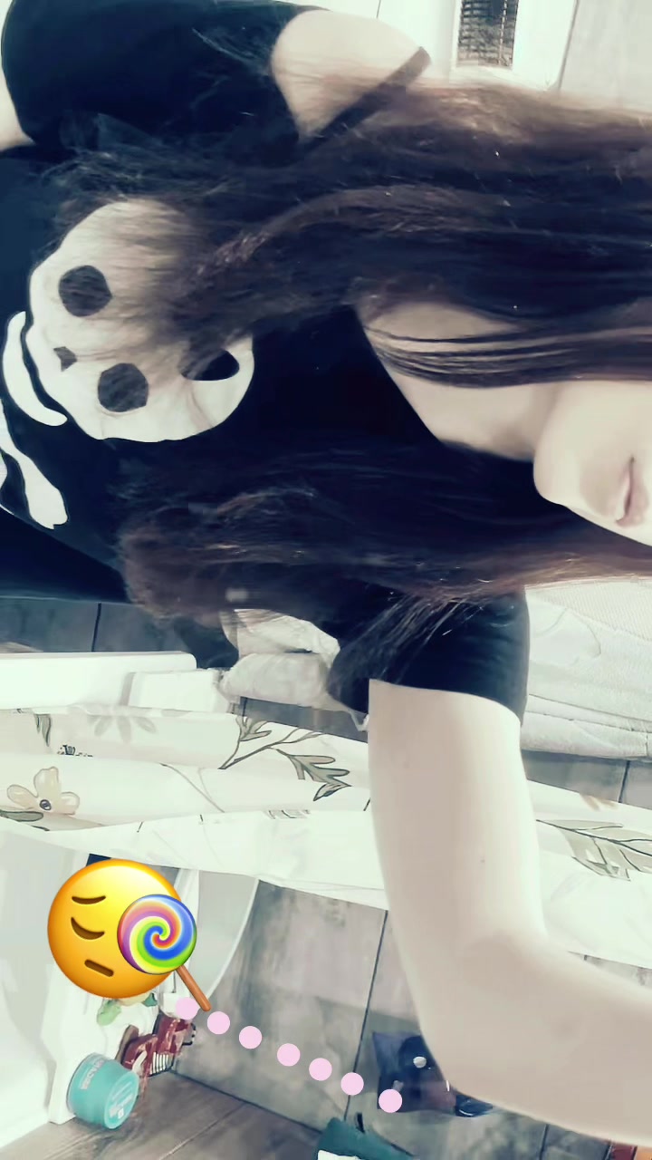 @millbënsèjlaali//ひ