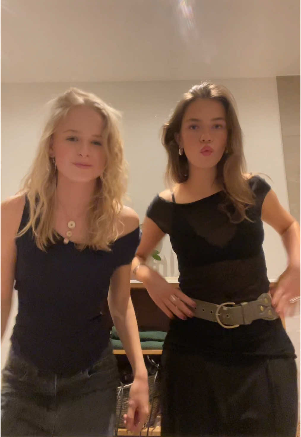 @🍊rosa grønnerup knudsen
