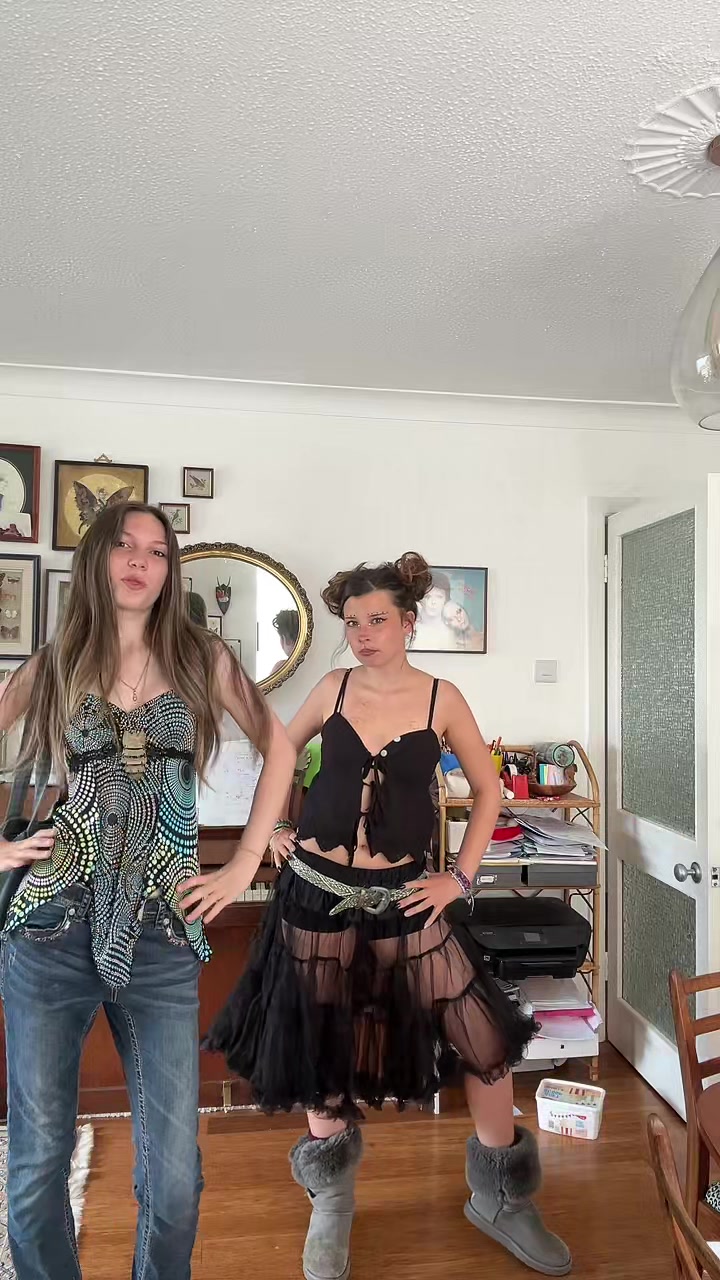 @DELILAH 🦄