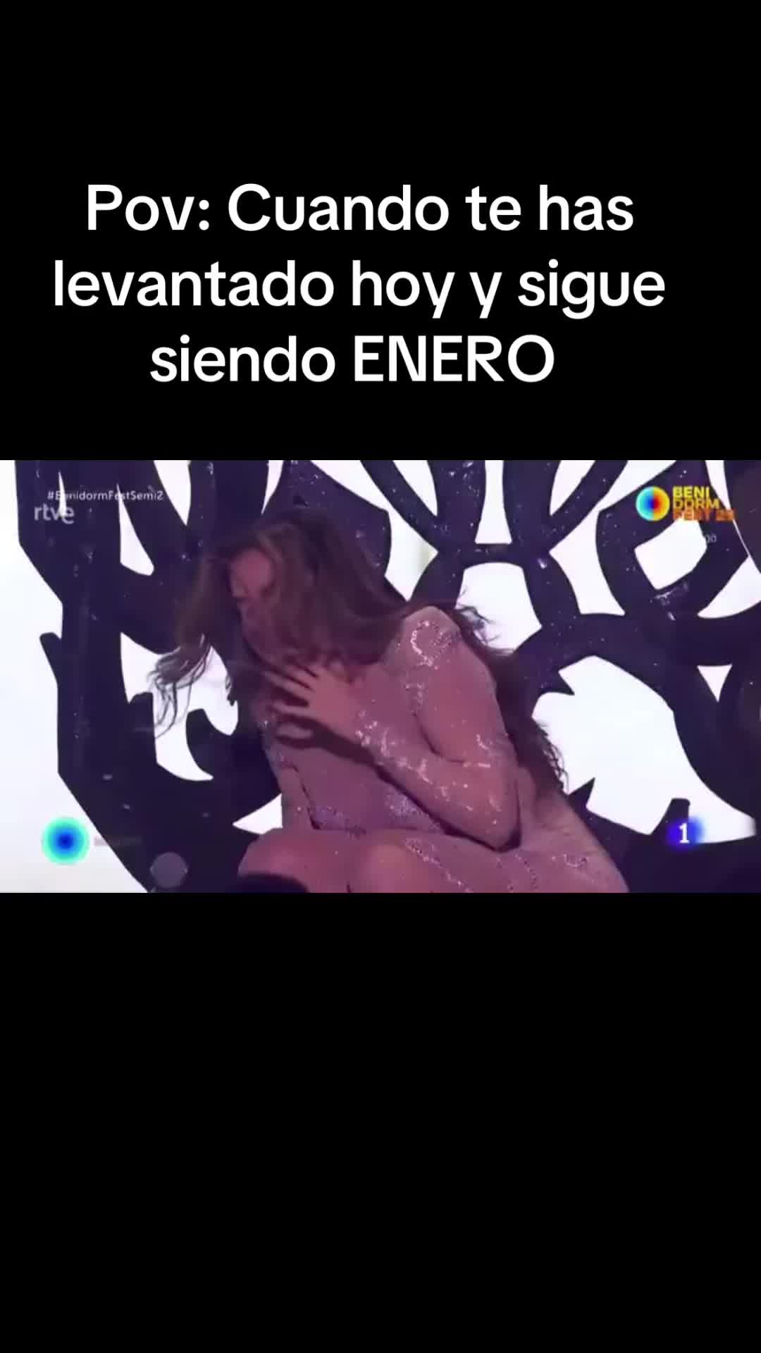 @Roxy Folcl&oacute;rica