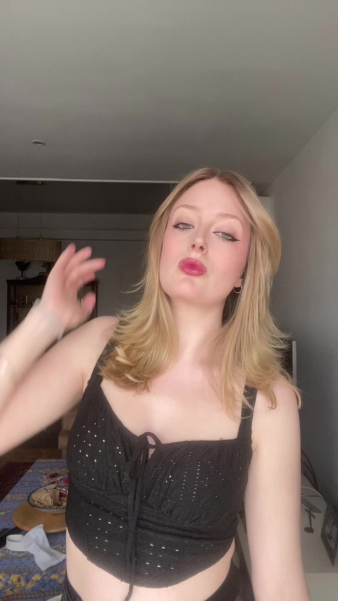 @Sofia❤️🔥