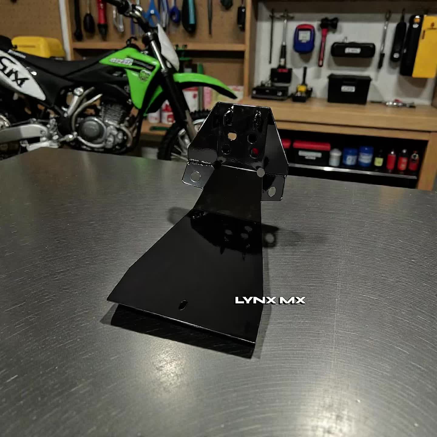 @Lynx Corp Moto X