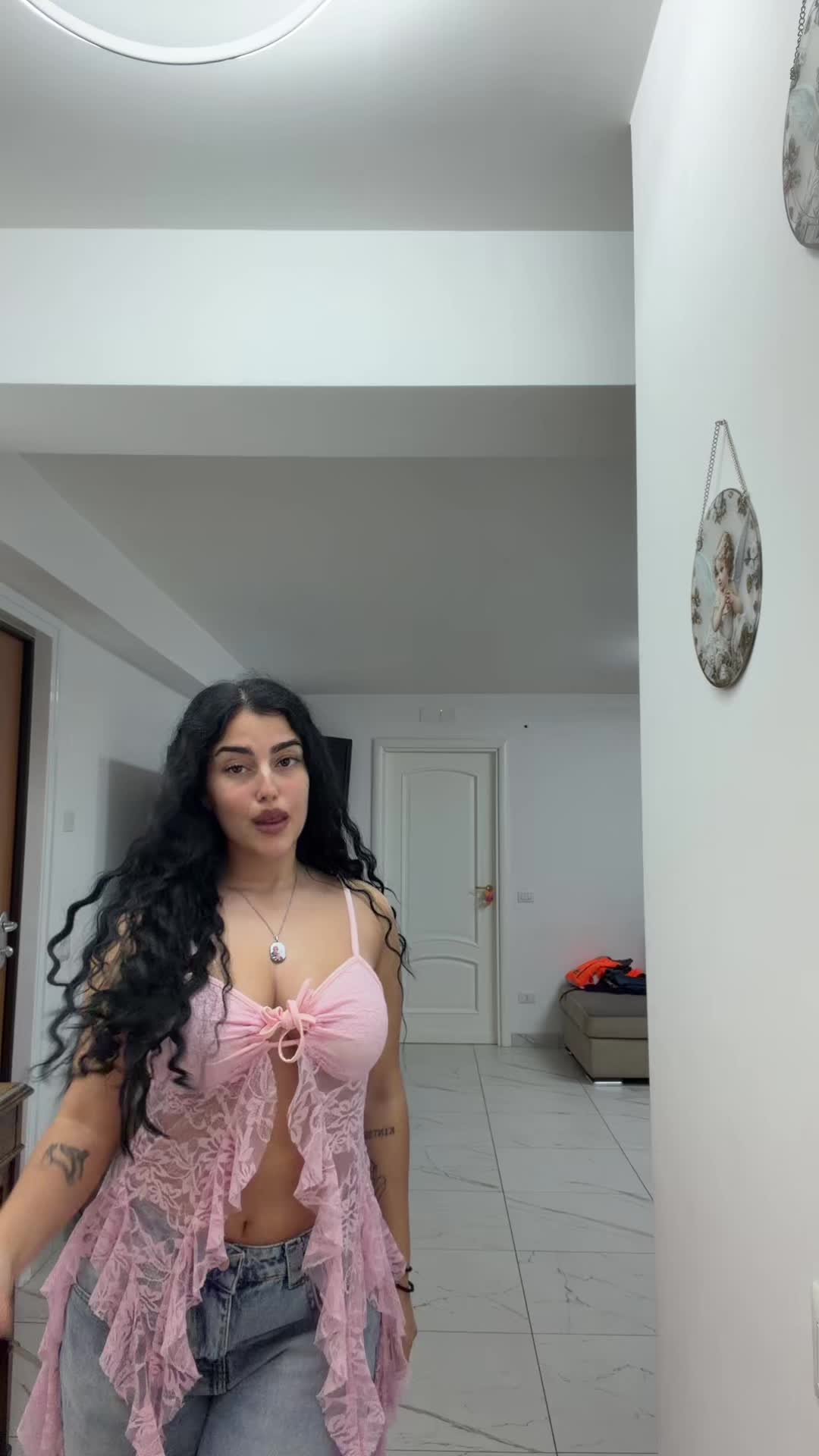 @Sofia