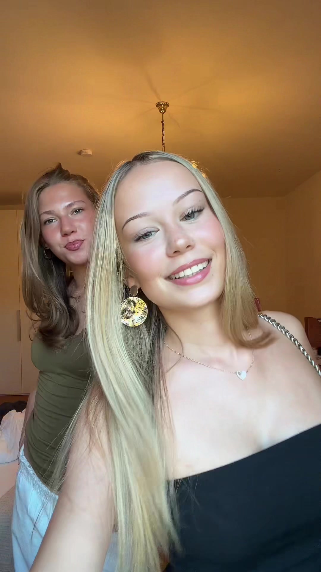 @emi
