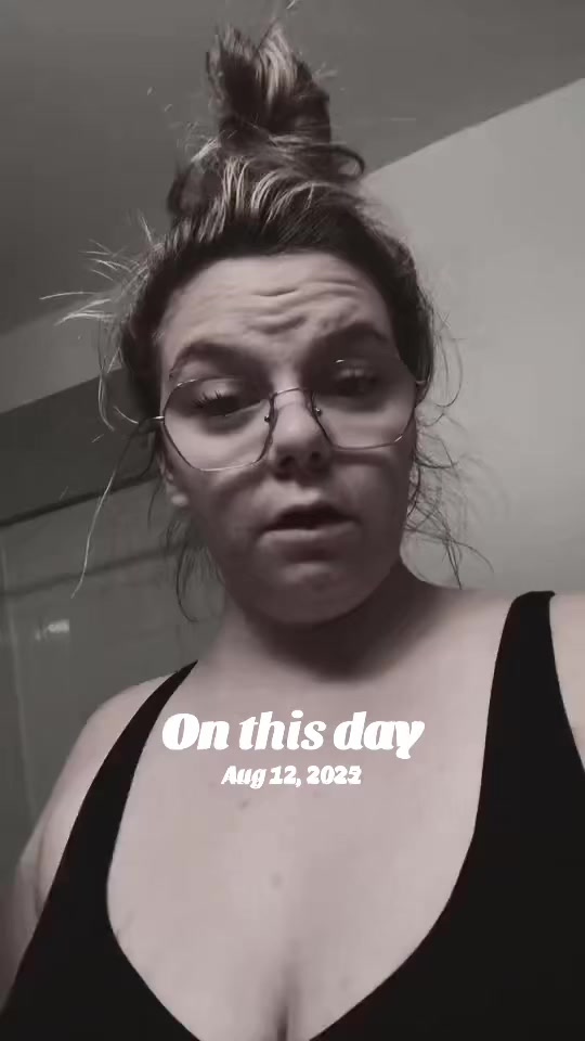 @emilypowers266