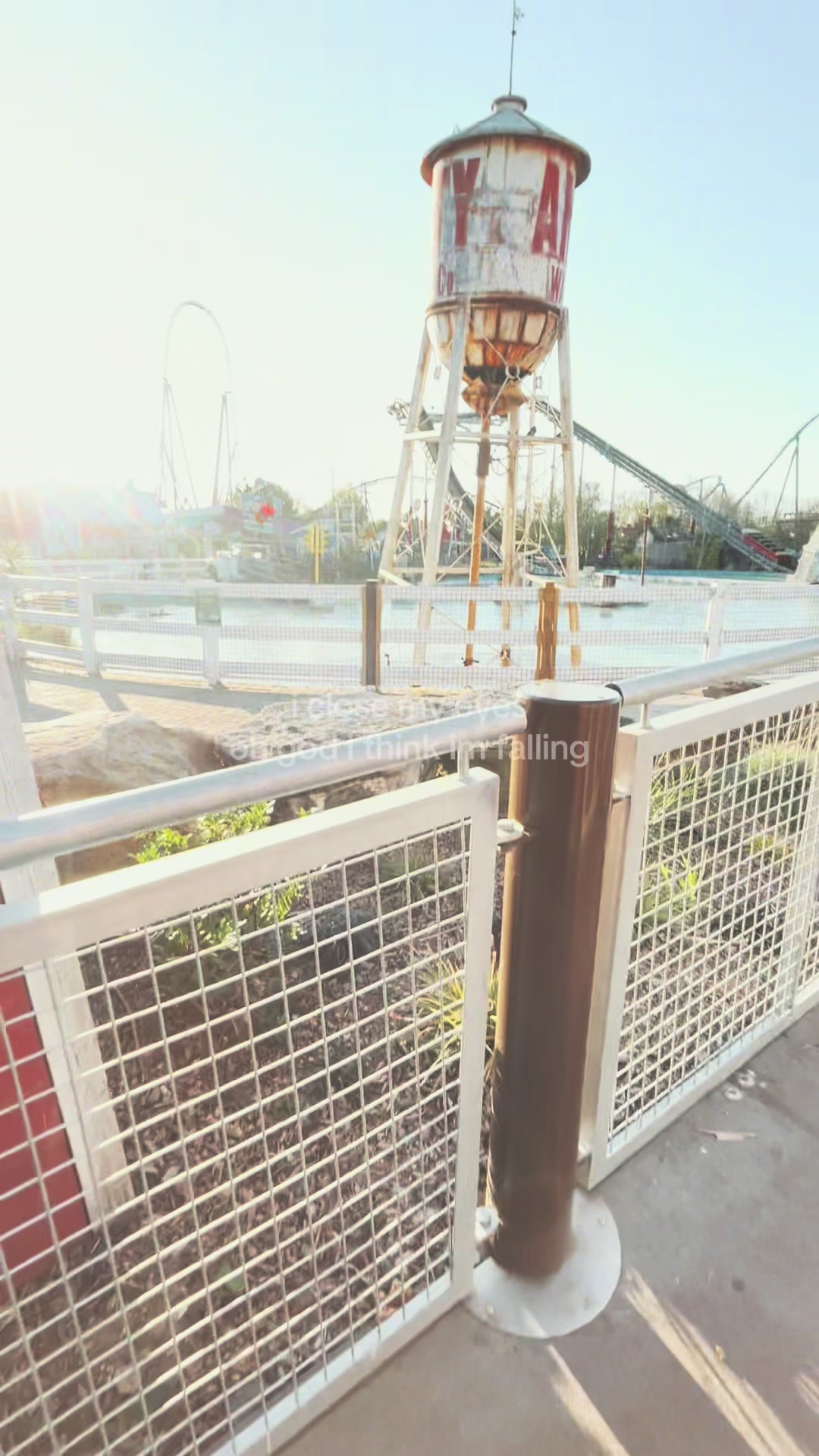 @themeparkava 🎢