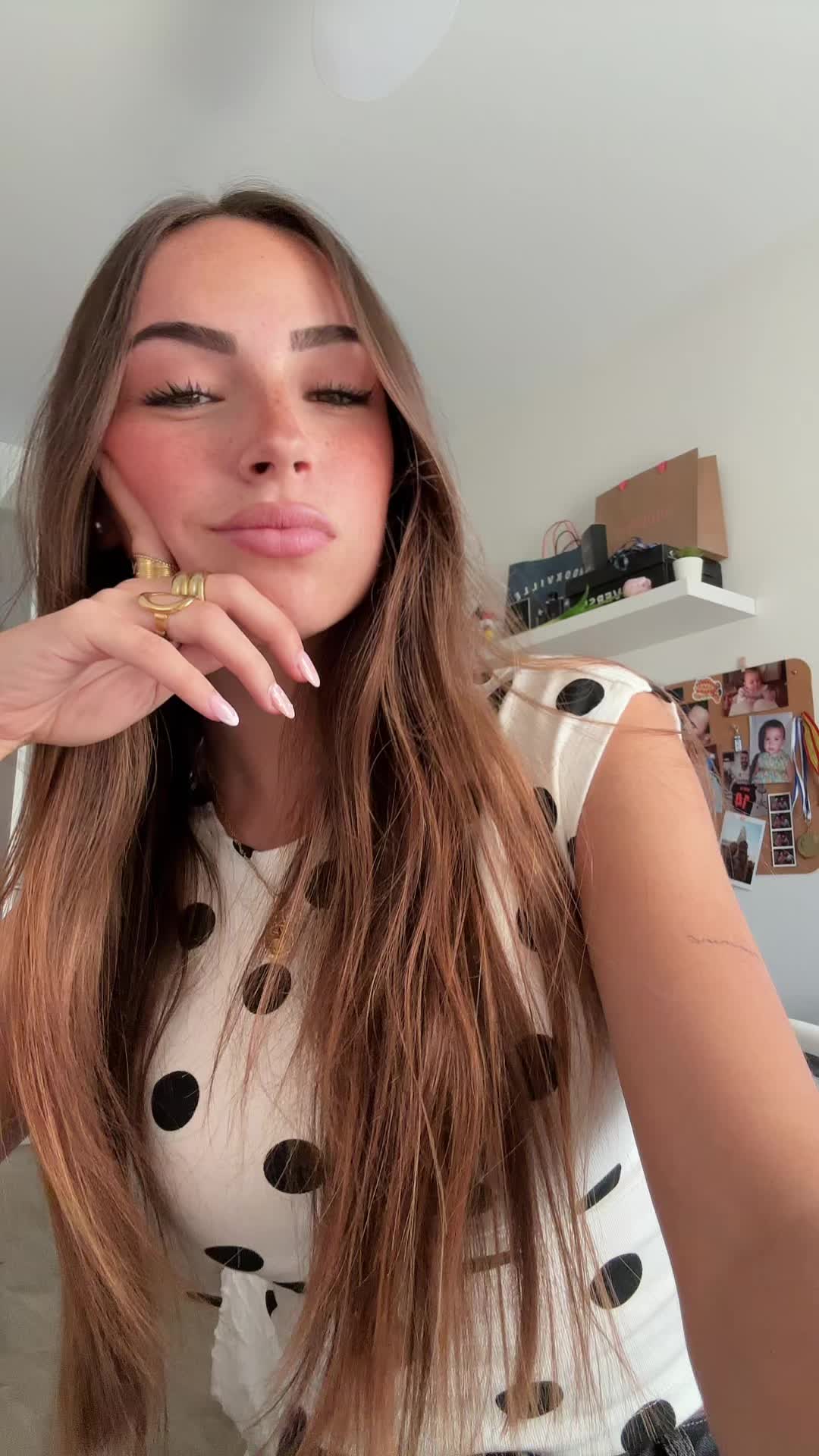 @núria