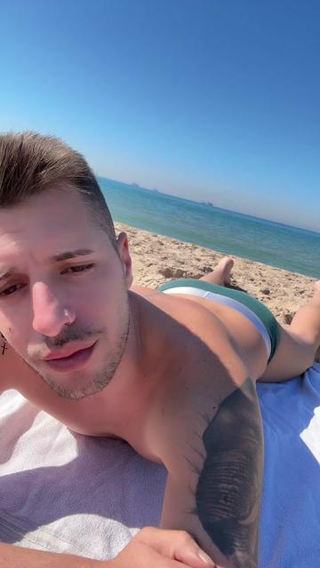 @tus_chicos_de_valencia🦜