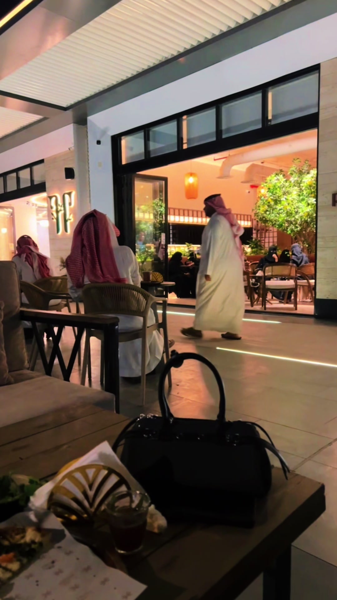 @جميلة بروحي ماتواضعه بأخلاقي