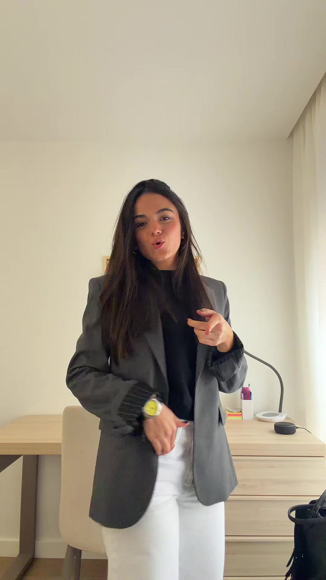 @claarasaagasti