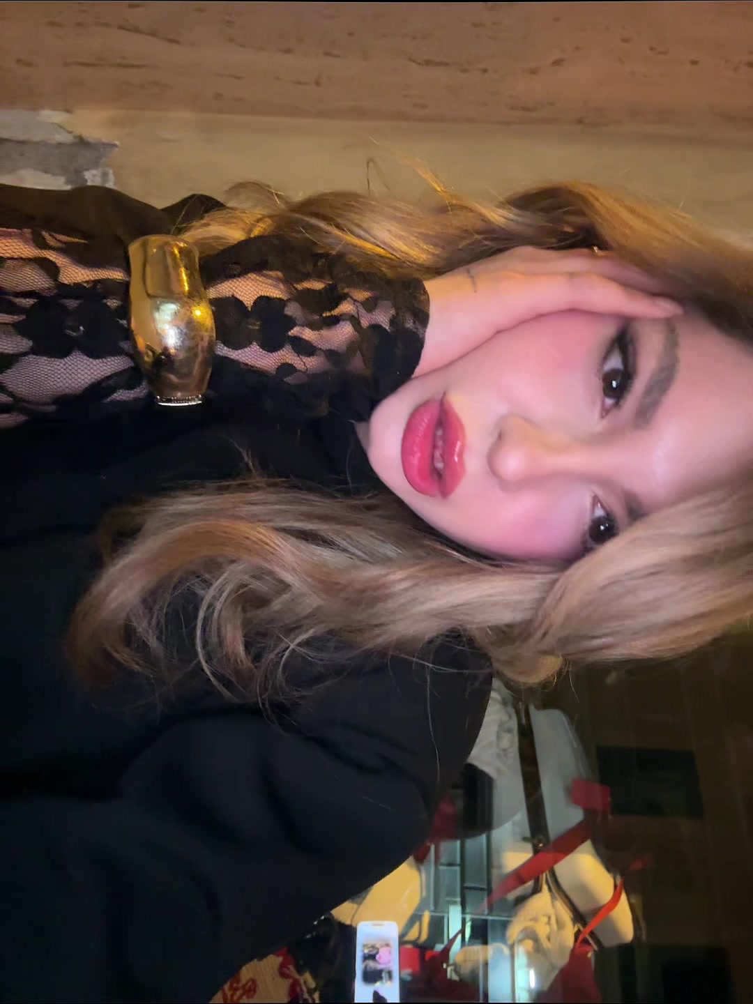 @Dominique🧸