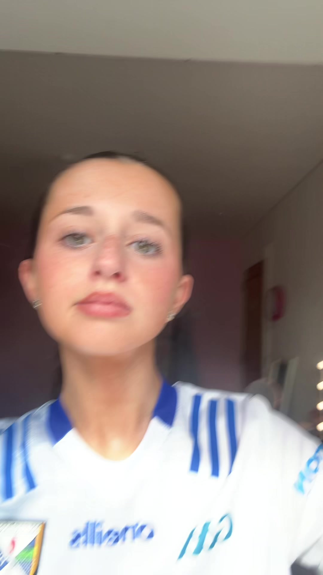 @anna