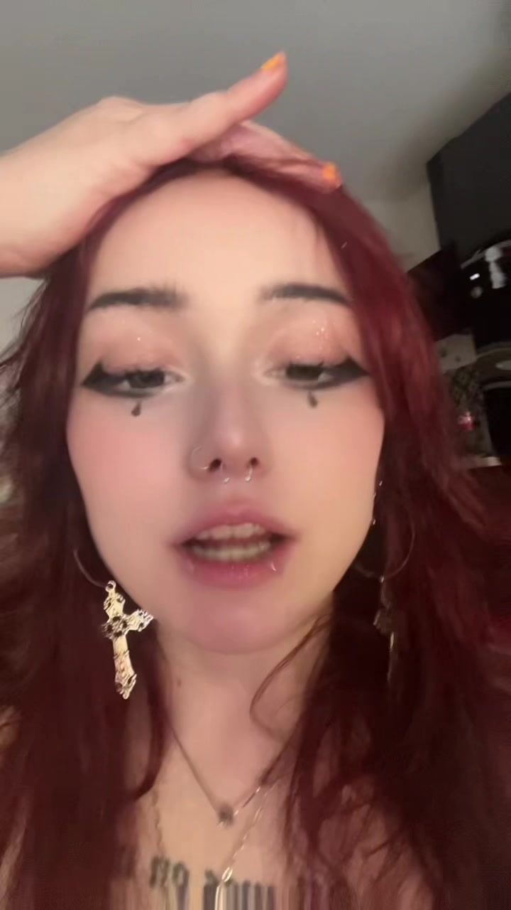 @Mimi 🕷️🌸