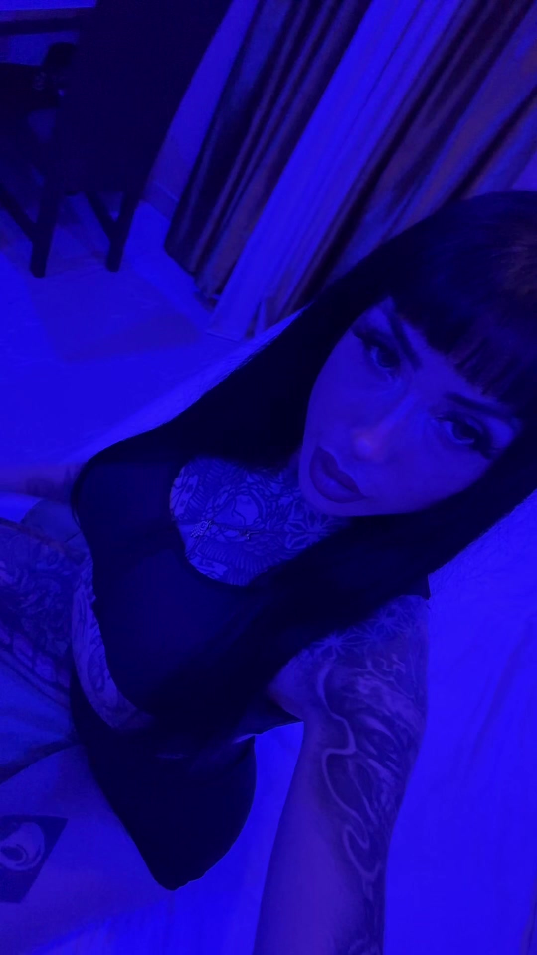 @Lara