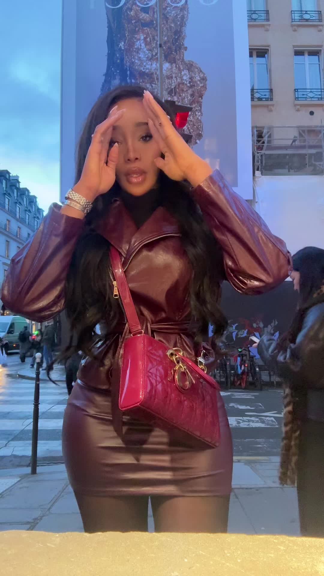 @karinedolls