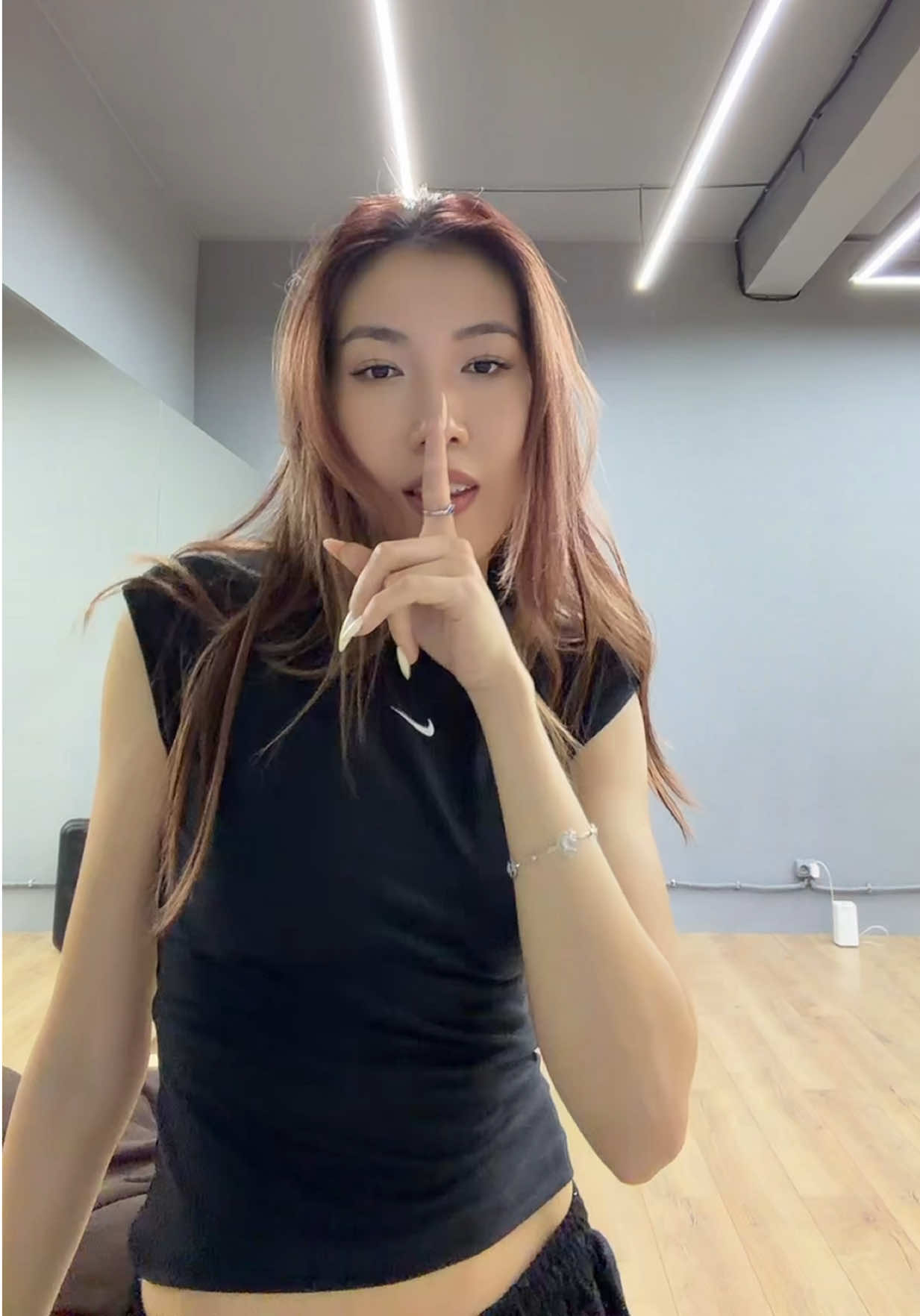 @aanelyin