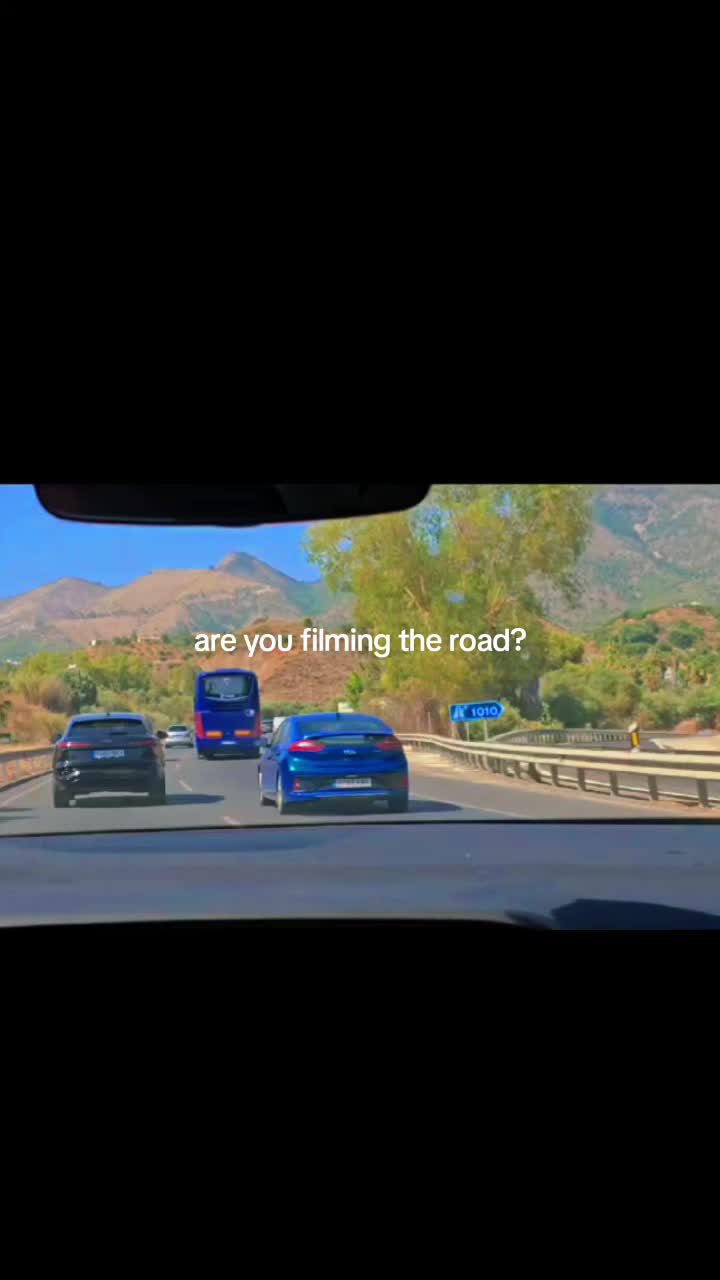 @IsaV