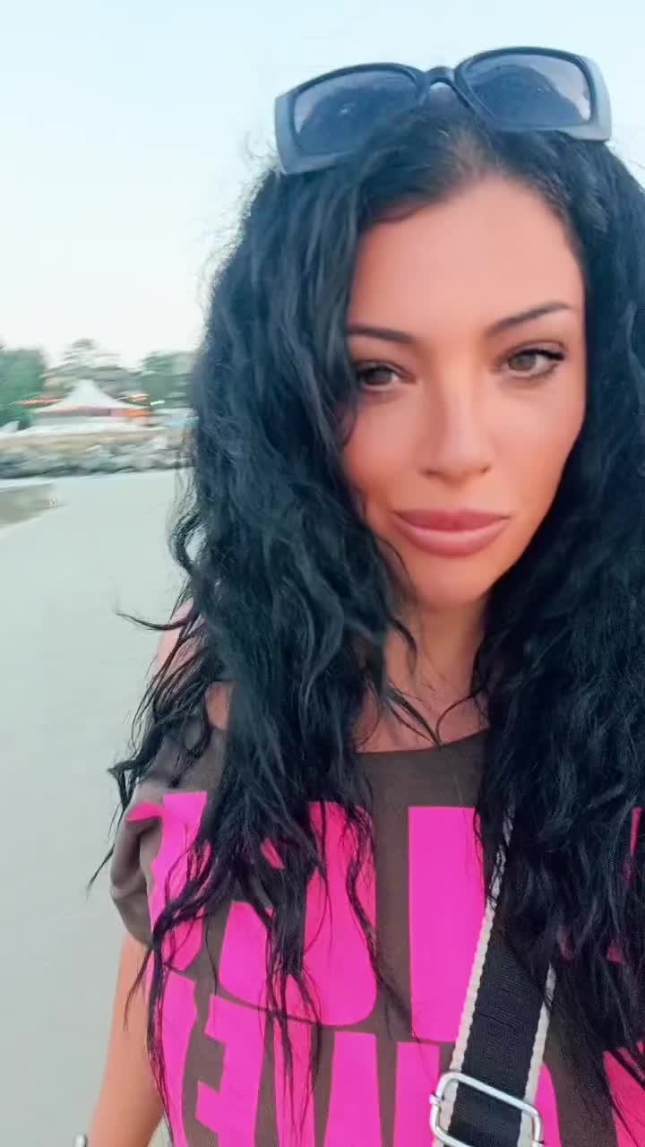 @𝙂𝙡𝙤𝙧𝙞𝙖