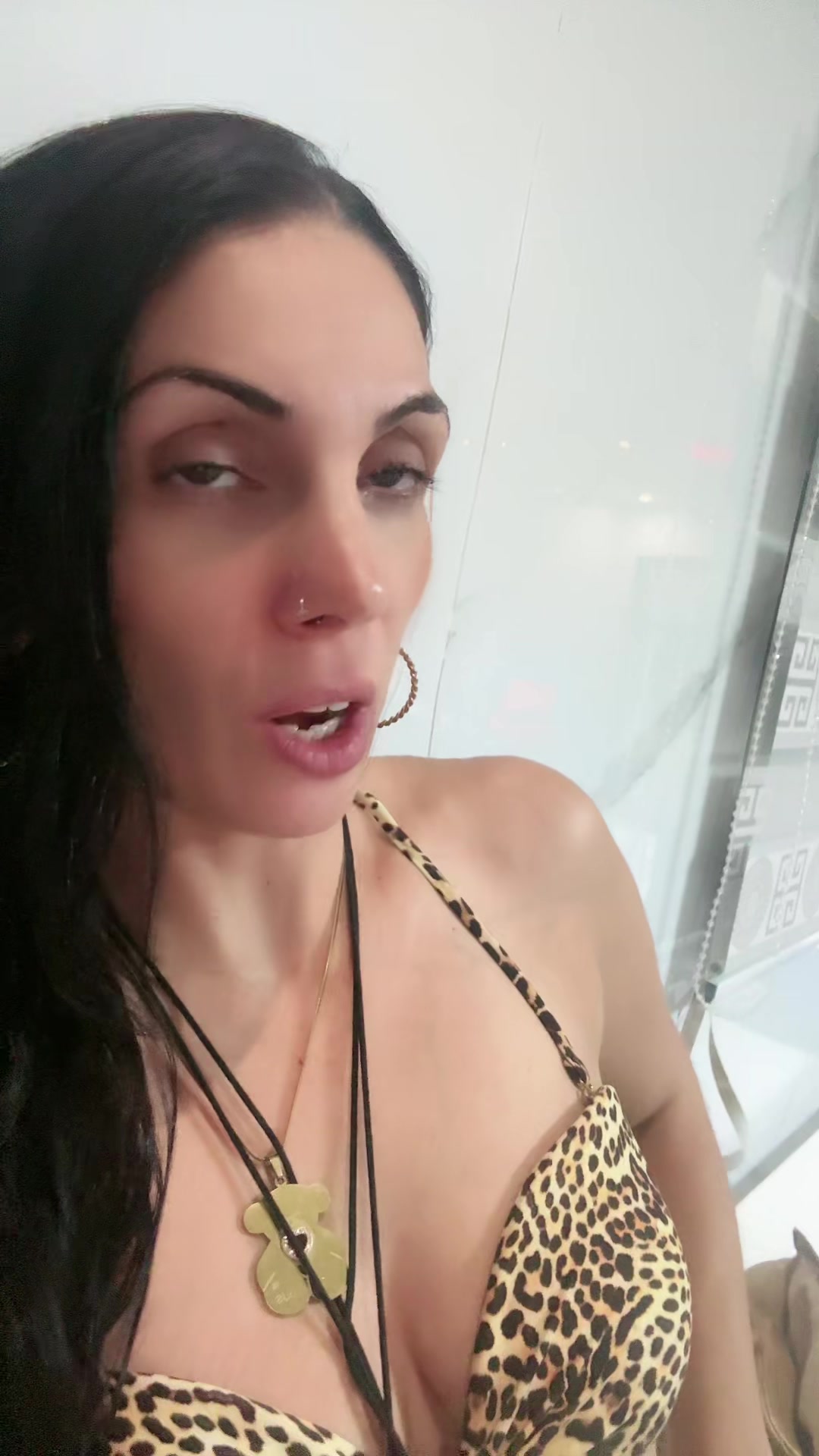 @Oficial misteriosa Eli