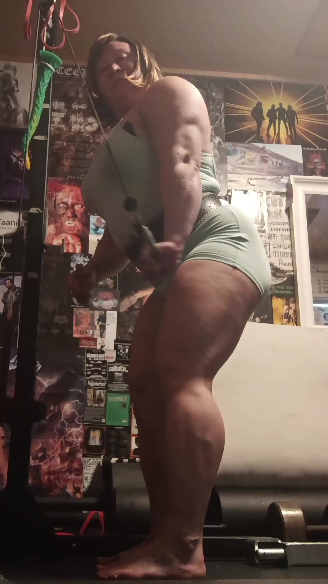 @Anna K Powerlifter